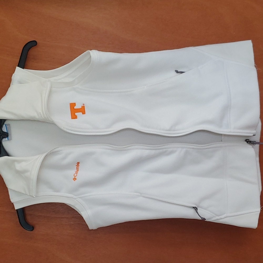 Columbia TN Vols vest size large